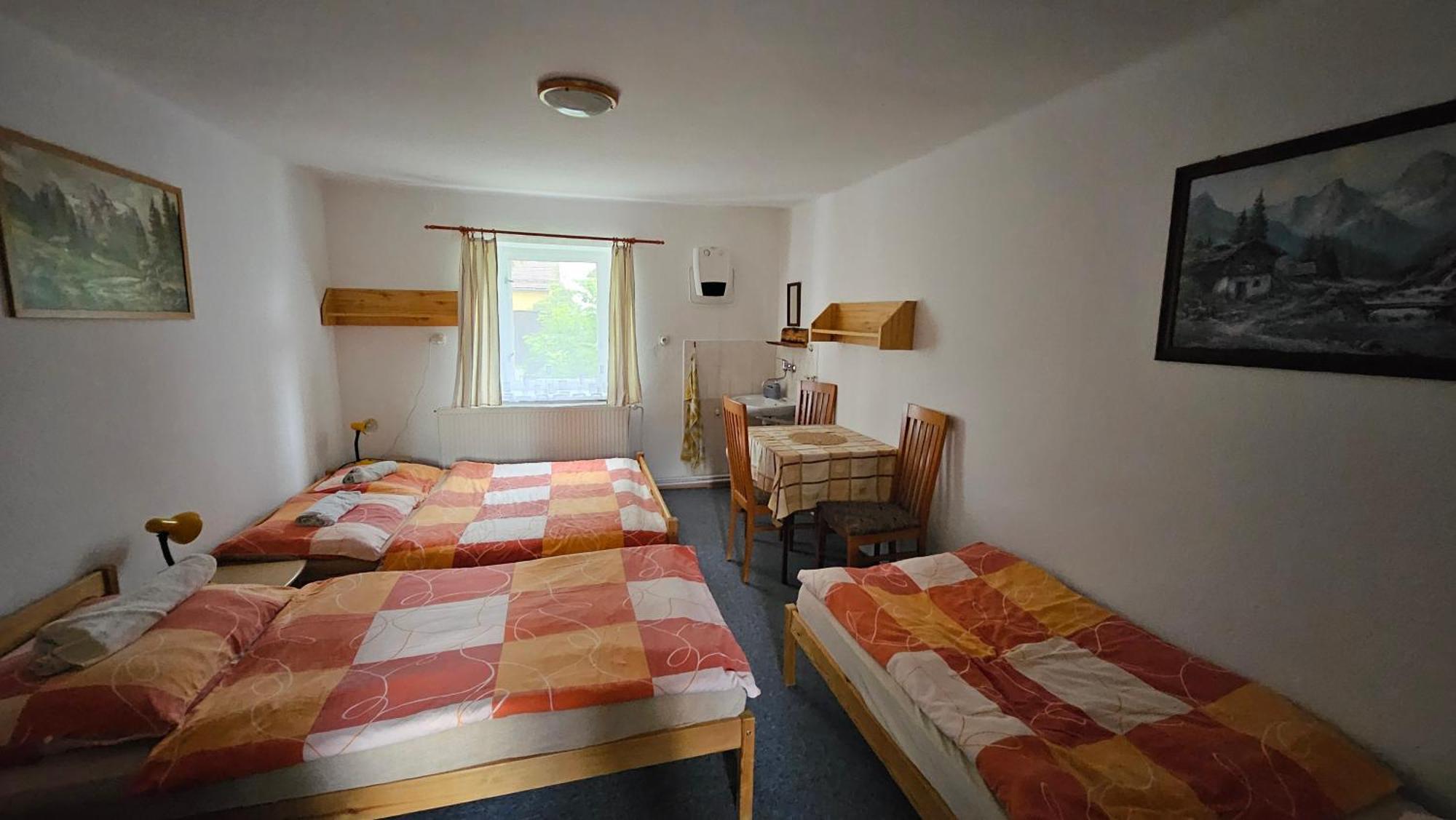 Penzion Tomy Pihlov Horni Plana Exterior photo
