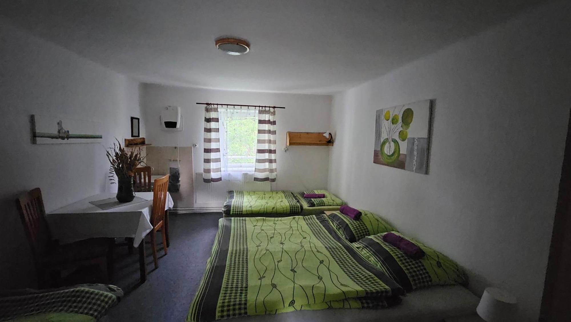 Penzion Tomy Pihlov Horni Plana Exterior photo