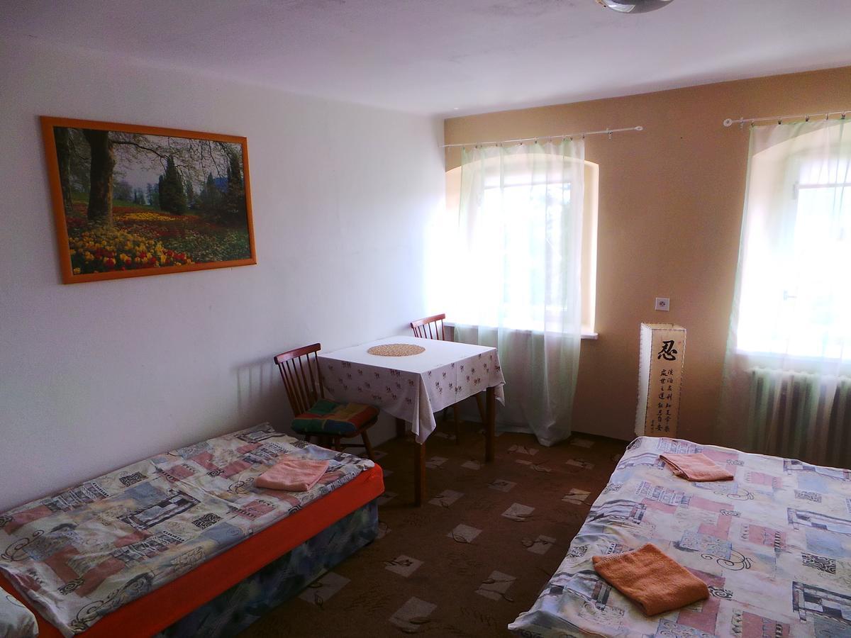 Penzion Tomy Pihlov Horni Plana Exterior photo