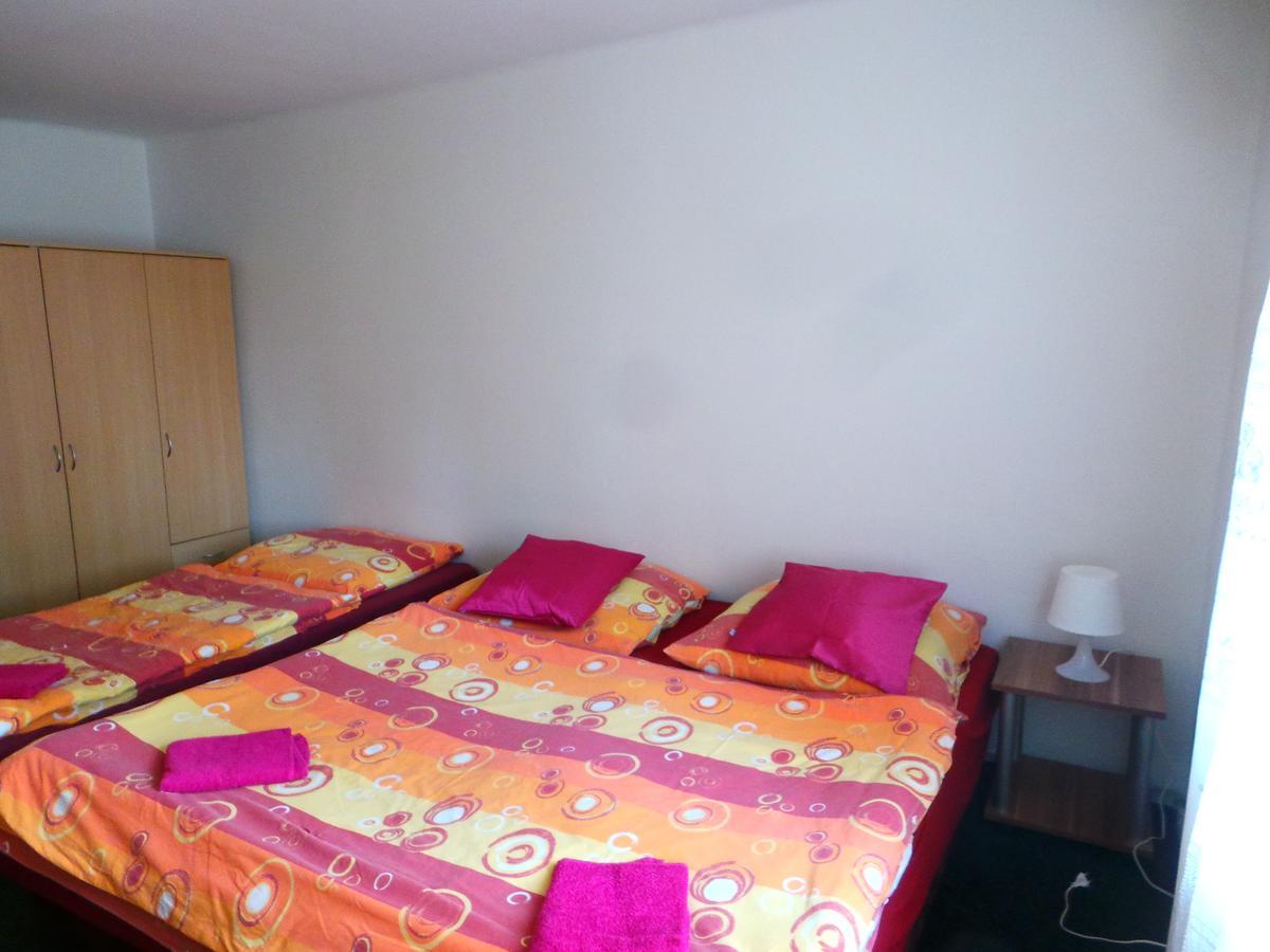Penzion Tomy Pihlov Horni Plana Exterior photo